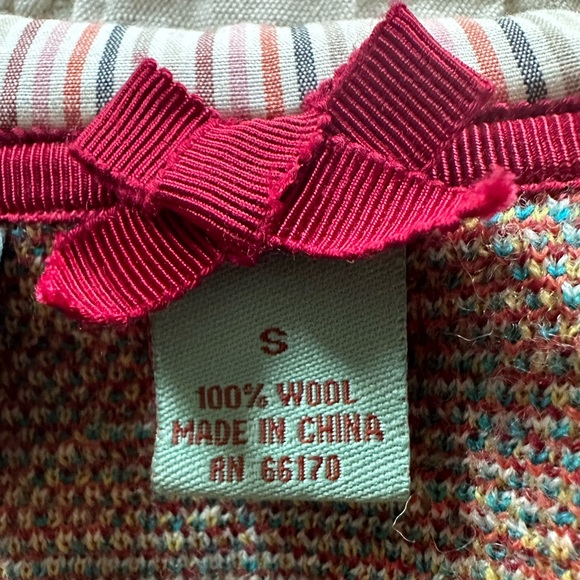 Fun, short, wool knit floral jacket by HWR Size S - Picture 9 of 10